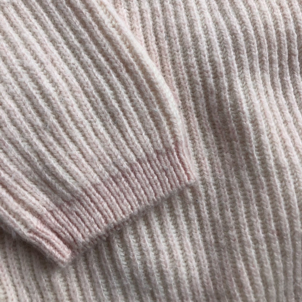 Pink Knit - Picture 6 of 7